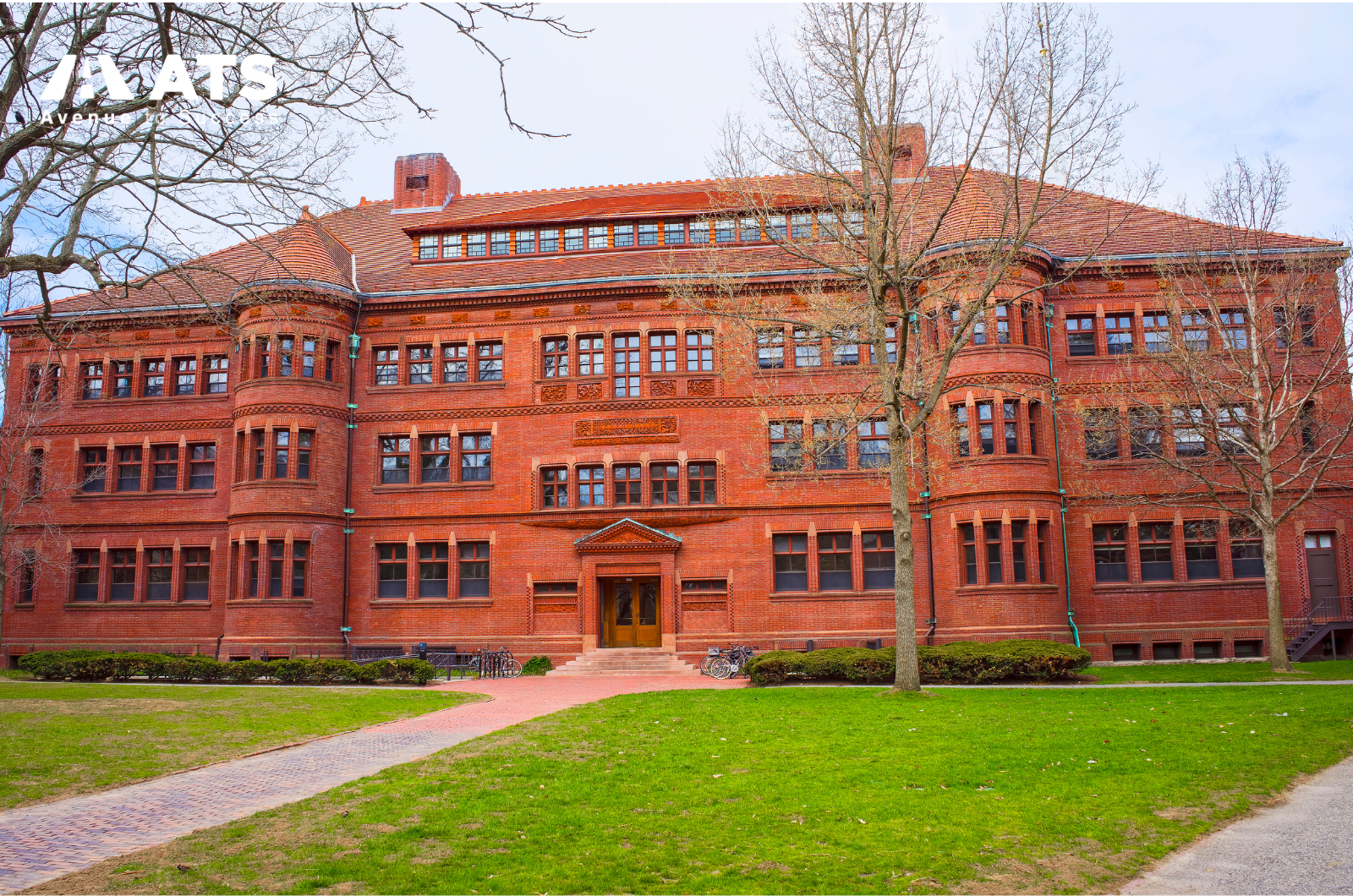 Havard  Harvard l&agrave; biểu tượng của gi&aacute;o dục tinh hoa tại Mỹ, chỉ c&aacute;ch trung t&acirc;m Boston 10 ph&uacute;t di chuyển