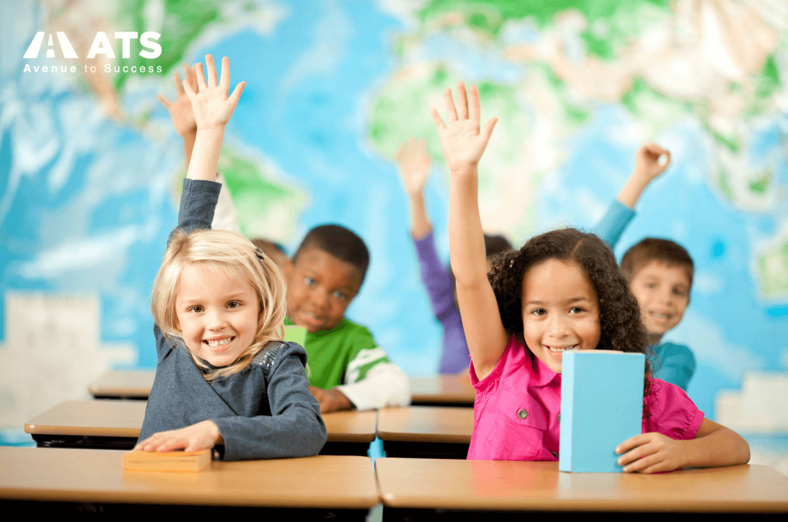 Du học bậc Tiểu học mang đến nhiều lợi ích nhưng cũng không ít khó khăn, chuẩn bị đầy đủ kiến thức và tinh thần sẽ giúp các con tự tin hoà nhập