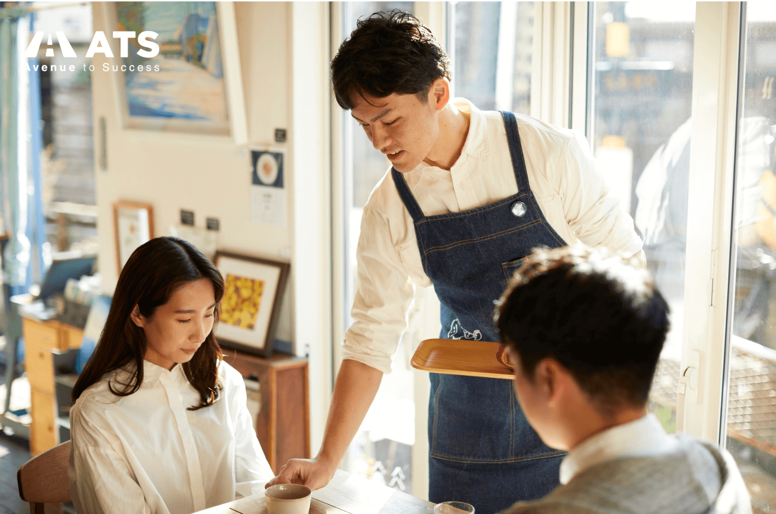 Đừng quá lo lắng trước những con số này – bạn hoàn toàn có thể giảm gánh nặng tài chính thông qua học bổng, làm thêm hợp pháp và lựa chọn trường vùng có học phí thấp hơn.