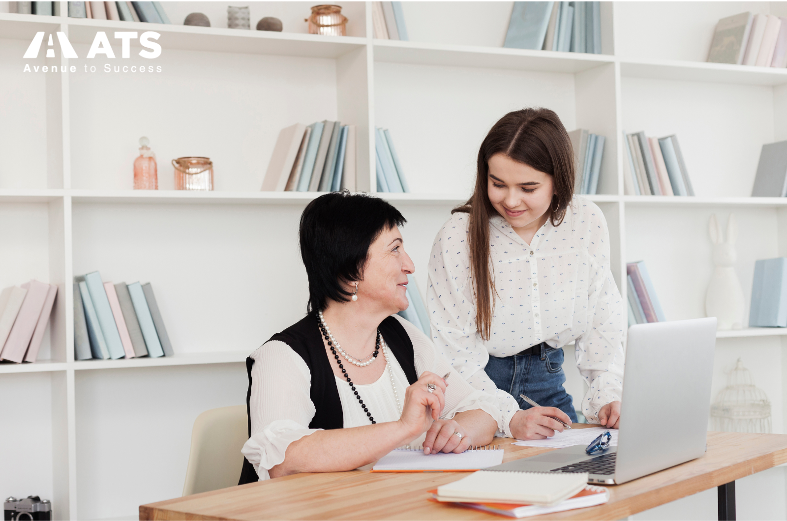 Ngo&agrave;i học bổng, sinh vi&ecirc;n sau đại học c&oacute; thể tham gia l&agrave;m trợ giảng hoặc trợ l&yacute; nghi&ecirc;n cứu với mức lương 1.500&ndash;3.000 USD/th&aacute;ng