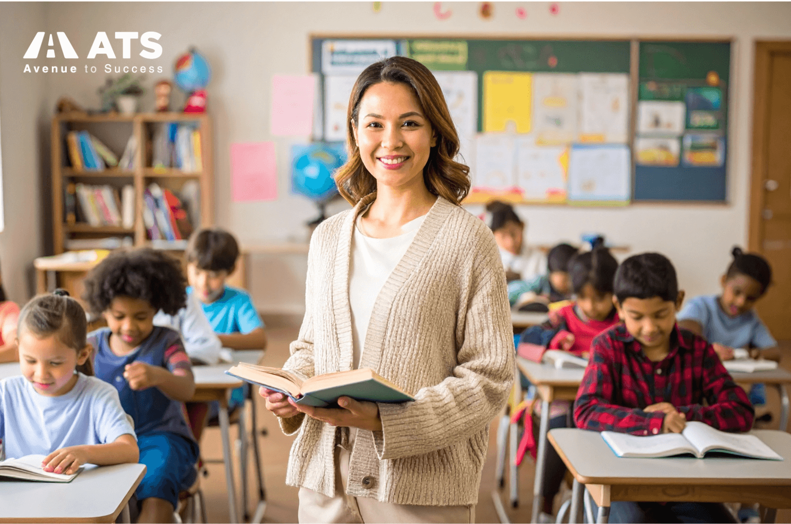 Học sinh tiểu học học tập trong m&ocirc;i trường gi&aacute;o dục hiện đại v&agrave; đa văn h&oacute;a tại Mỹ.