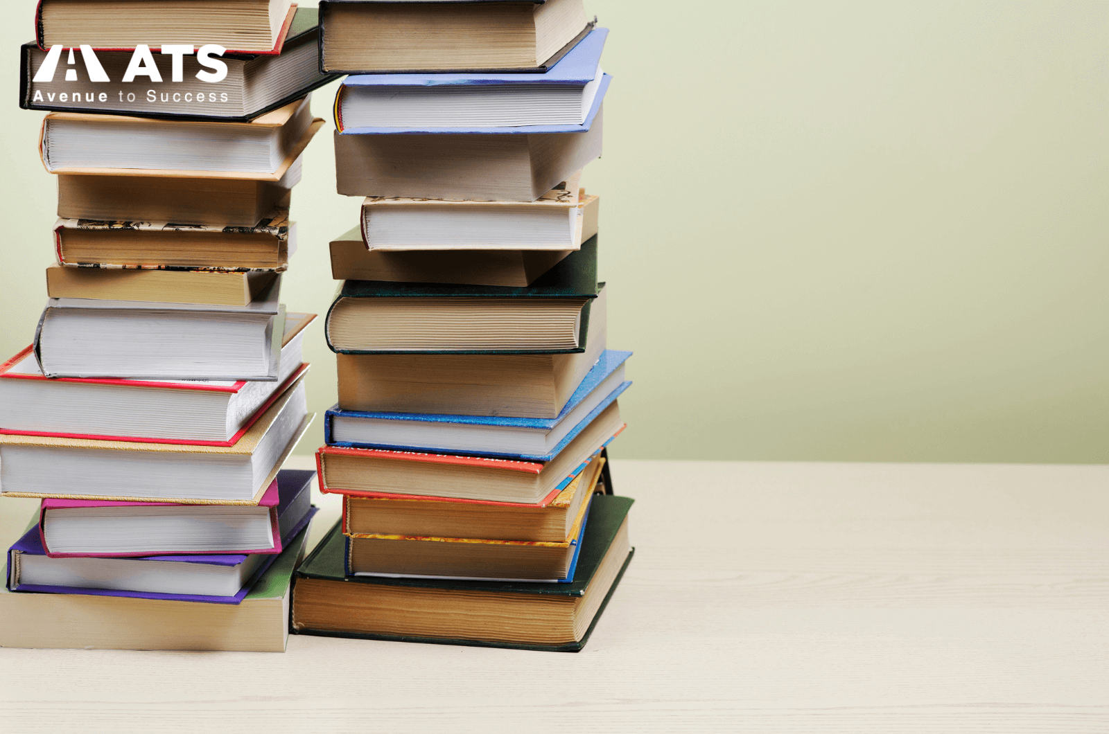 Ngo&agrave;i học ph&iacute; v&agrave; sinh hoạt, sinh vi&ecirc;n cần dự tr&ugrave; th&ecirc;m chi ph&iacute; s&aacute;ch vở khoảng 1,000&ndash;1,500 USD mỗi năm v&agrave; bảo hiểm y tế từ 1,500&ndash;2,500 USD mỗi năm, t&ugrave;y trường v&agrave; bang.