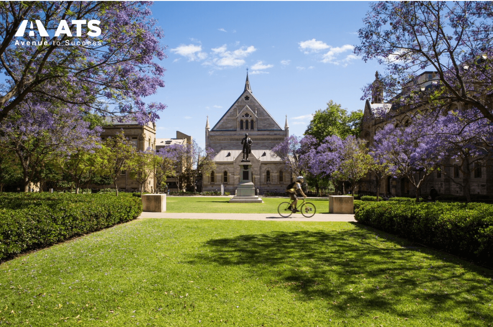 Đại học Adelaide thừa hưởng cơ sở vật chất nghiên cứu mạnh của University of Adelaide và hệ thống campus rộng khắp của UniSA