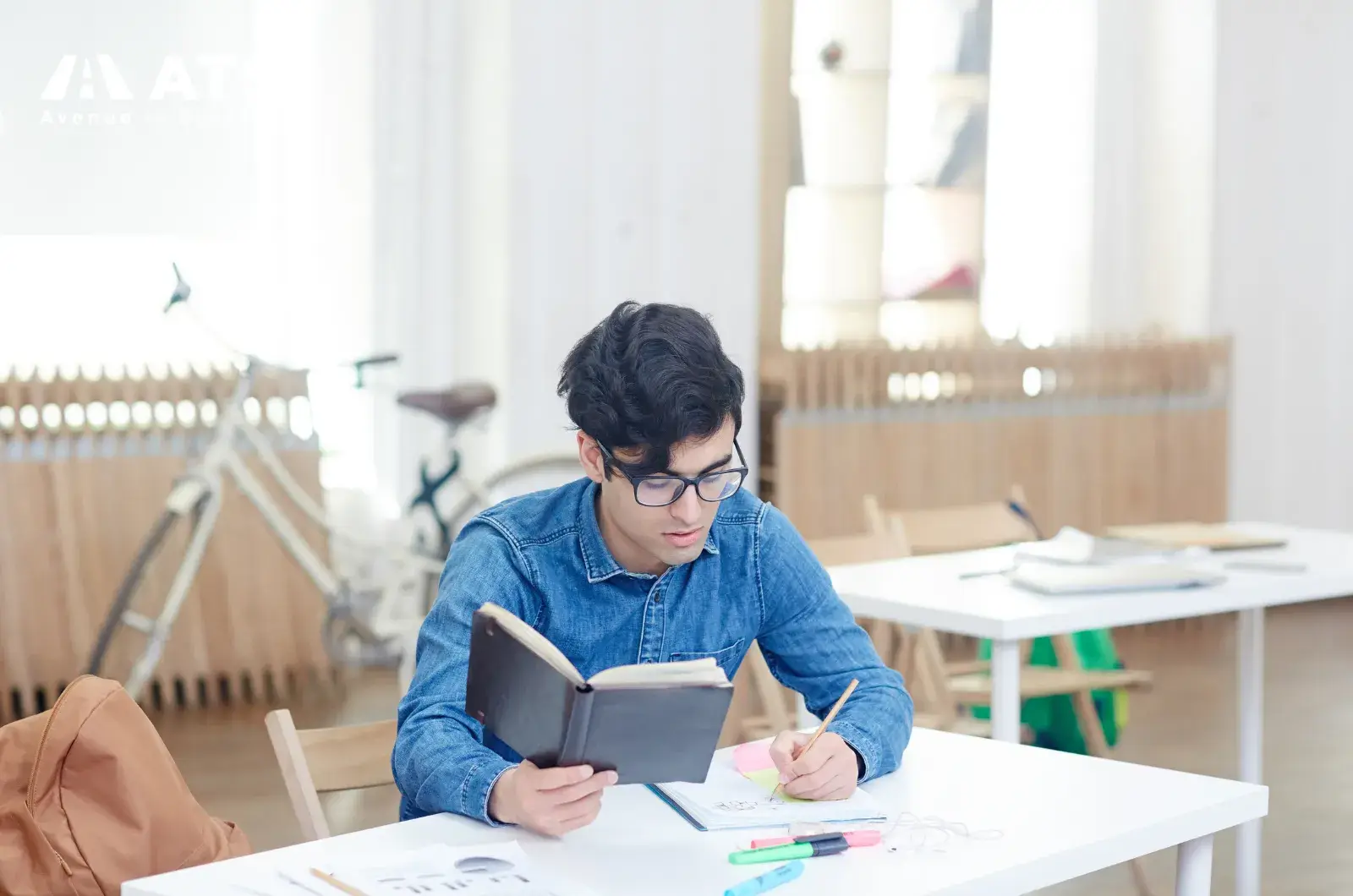 Reflection n&ecirc;n chiếm tỷ trọng lớn ở nửa sau b&agrave;i (hoặc rải đều). Đ&acirc;y l&agrave; nơi bạn &ldquo;đưa ra kết luận&rdquo; về con người m&igrave;nh.