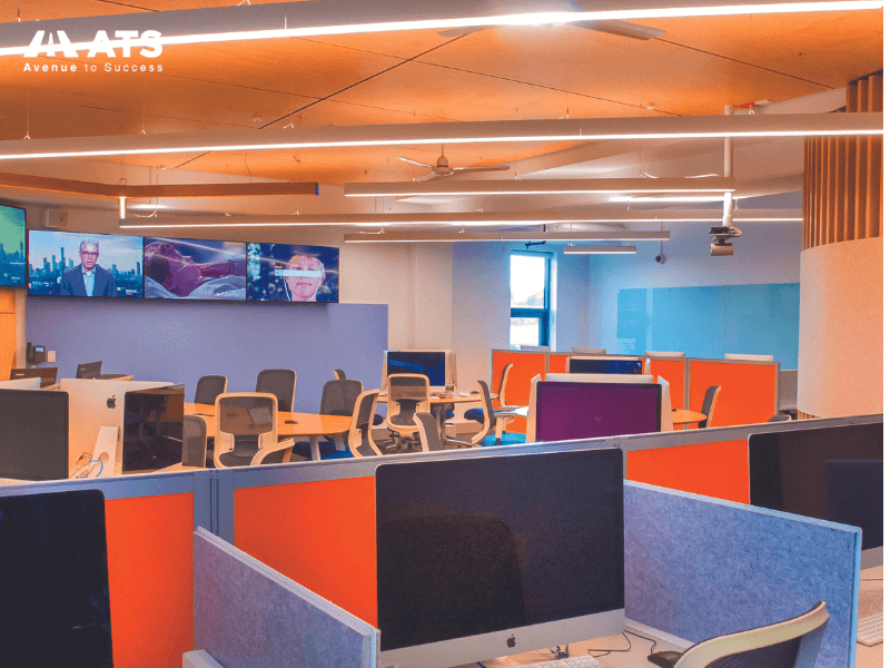 Nhiều phòng chuyên dụng dành cho sinh viên ngành Communication