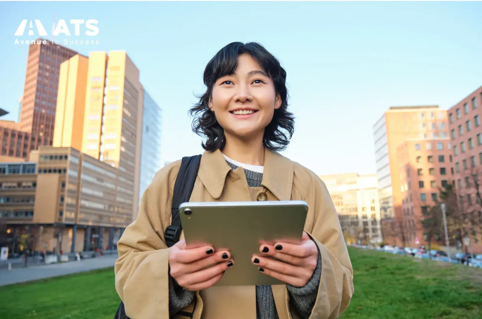 Cuộc sống của du học sinh ở Mỹ kh&ocirc;ng chỉ l&agrave; việc đến lớp mỗi ng&agrave;y. Đ&oacute; l&agrave; h&agrave;nh tr&igrave;nh th&iacute;ch nghi văn h&oacute;a, quản l&yacute; t&agrave;i ch&iacute;nh, c&acirc;n bằng học tập &ndash; l&agrave;m th&ecirc;m v&agrave; x&acirc;y dựng nền tảng nghề nghiệp quốc tế.