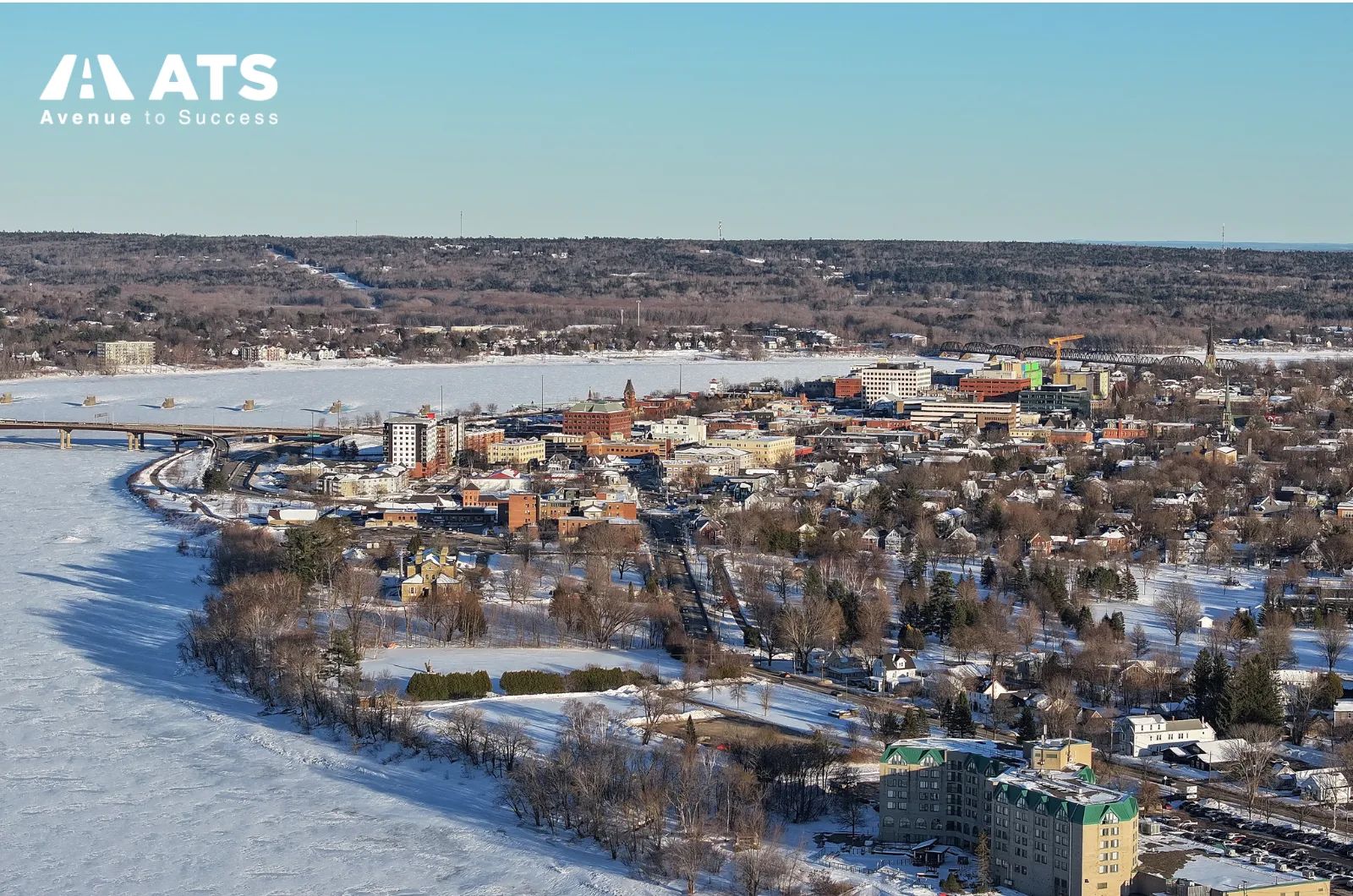 Điểm kh&aacute;c biệt của New Brunswick kh&ocirc;ng nằm ở quy m&ocirc;, m&agrave; nằm ở t&iacute;nh thực tế: học xong dễ t&igrave;m việc hơn, cạnh tranh thấp hơn v&agrave; lộ tr&igrave;nh ở lại r&otilde; r&agrave;ng hơn nếu bạn c&oacute; kế hoạch ngay từ đầu.