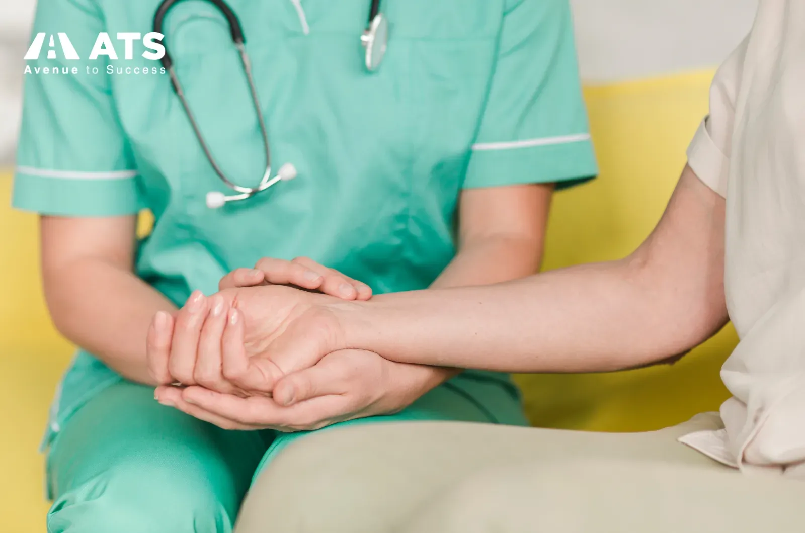 Điều dưỡng l&agrave; ng&agrave;nh cần sự đồng cảm, t&iacute;nh kỷ luật v&agrave; khả năng giao tiếp tốt trong m&ocirc;i trường chuy&ecirc;n nghiệp.