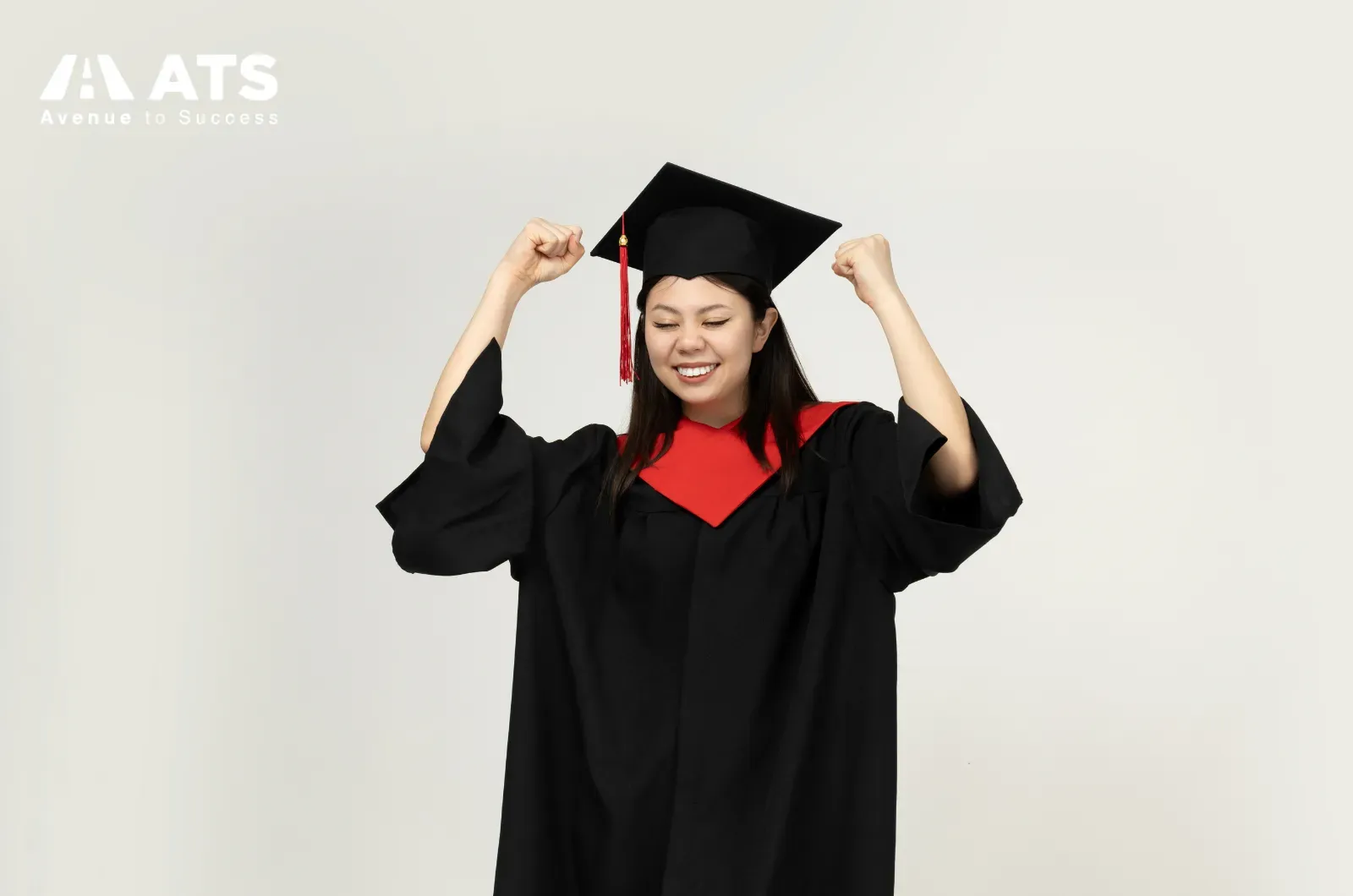 Nhiều sinh vi&ecirc;n chọn postgraduate v&igrave; muốn tối ưu thời gian v&agrave; chi ph&iacute; hơn so với học master truyền thống.