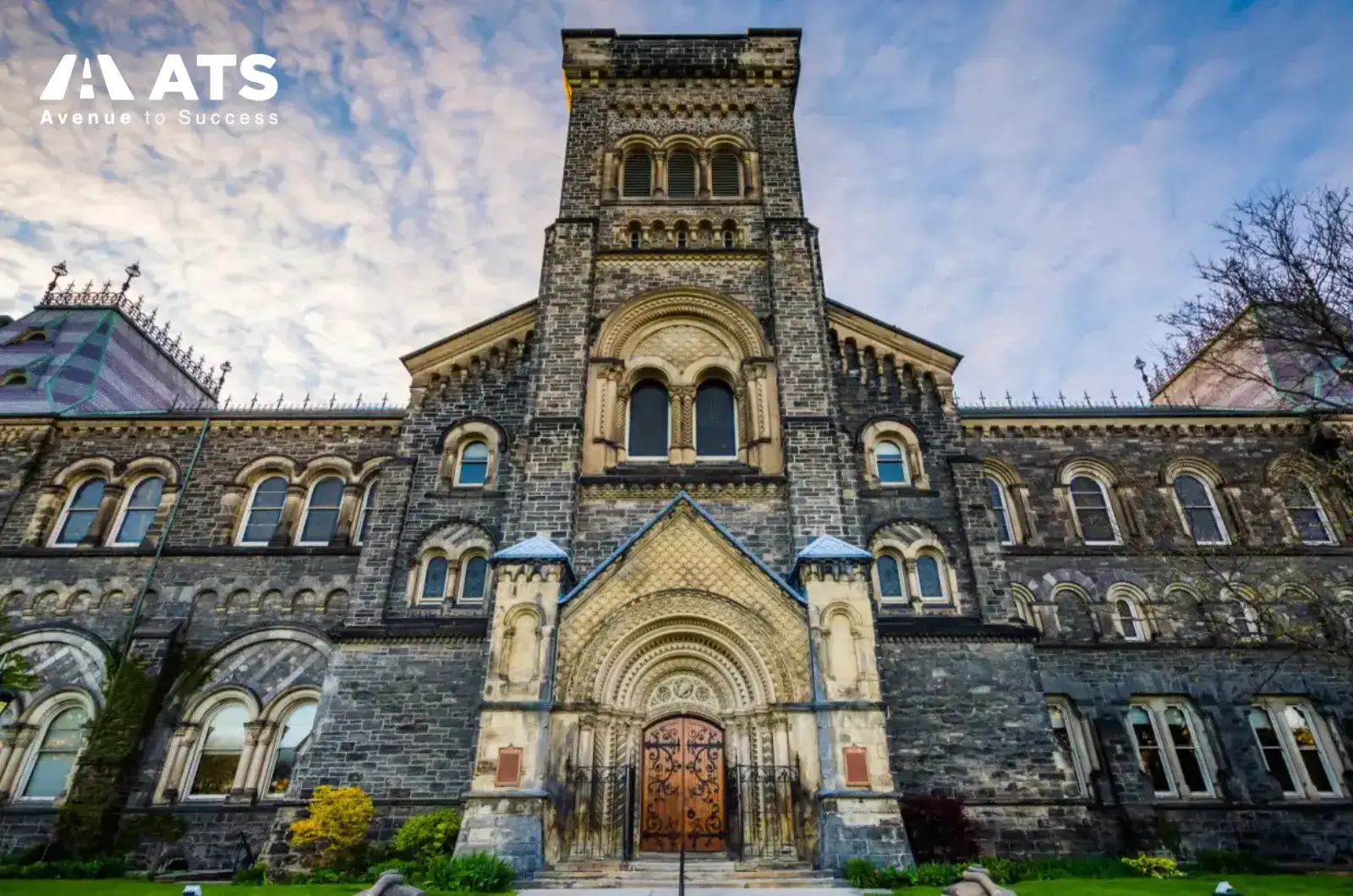 University of Toronto l&agrave; trường top 1 Canada v&agrave; thuộc nh&oacute;m trường h&agrave;ng đầu thế giới