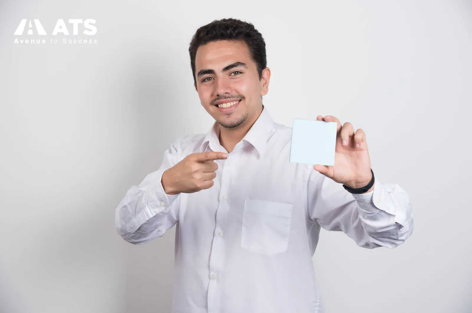 Nếu panel physician kh&ocirc;ng sử dụng eMedical, học sinh c&oacute; thể cần mang ảnh thẻ theo y&ecirc;u cầu
