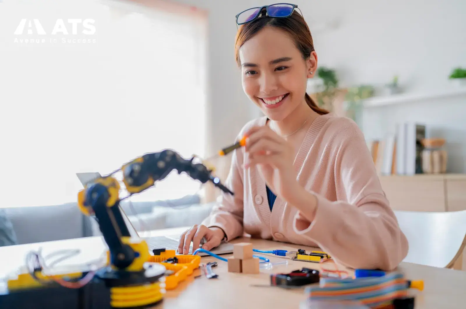 STEM l&agrave; viết tắt của 4 lĩnh vực cốt l&otilde;i: Science (Khoa học), Technology (C&ocirc;ng nghệ), Engineering (Kỹ thuật) v&agrave; Mathematics (To&aacute;n học)