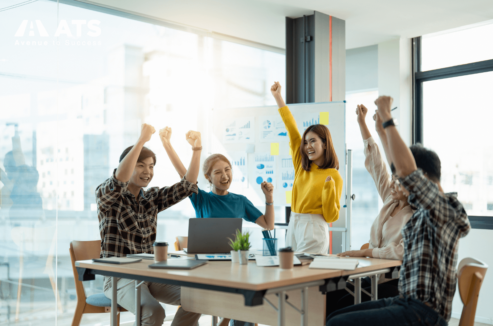 Du học sinh tốt nghiệp ngành Truyền thông tại Úc có thể làm việc tại nhiều vị trí như Content Creator, PR, Digital MKT,... hoặc có thể về Việt Nam làm việc tại các tập đoàn quảng cáo đa quốc gia: Ogilvy, Dentsu,... Du học sinh tốt nghiệp ngành Truyền thông tại Úc có thể làm việc tại nhiều vị trí như Content Creator, PR, Digital MKT,... hoặc có thể về Việt Nam làm việc tại các tập đoàn quảng cáo đa quốc gia: Ogilvy, Dentsu,...